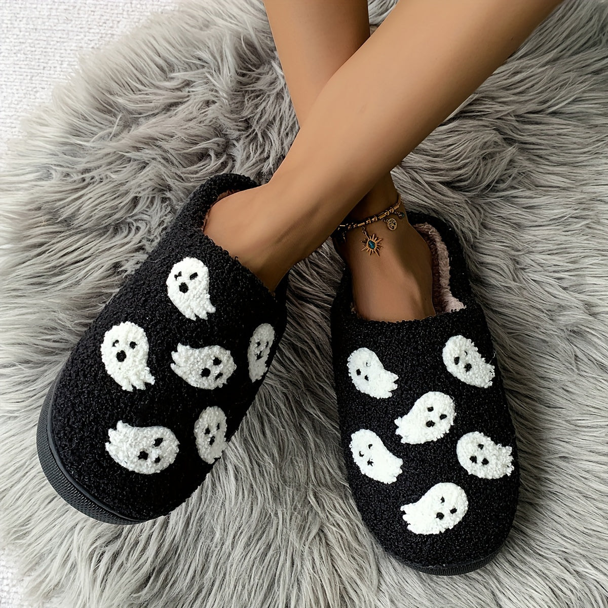 Halloween Ghost Pattern Slippers, Casual Slip On Plush Lined Shoes, Comfortable Indoor Home Slippers Suitable for winter