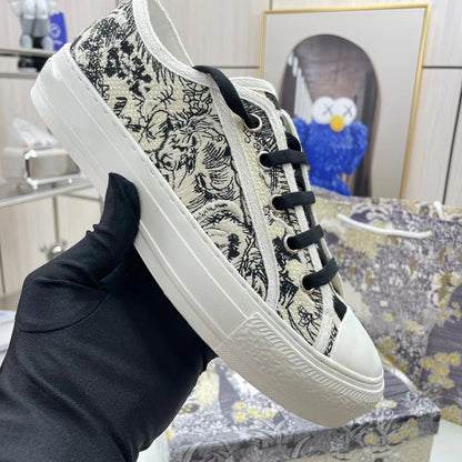 ZllKl One Piece Dropshipping New Embroidered Letter Canvas Shoes Fashionable All-Match Flat White Shoes Platform Casual Shoes Women's Board Shoes