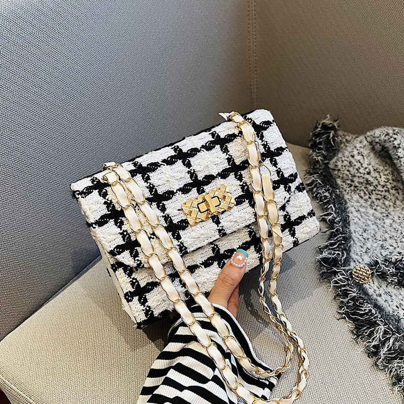 ZllKl  Spring and Autumn New Classic Style Woolen Bag Women's Fashion Trendy Chain Bag Textured Shoulder Crossbody Small Square Bag