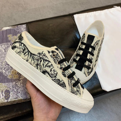 ZllKl One Piece Dropshipping New Embroidered Letter Canvas Shoes Fashionable All-Match Flat White Shoes Platform Casual Shoes Women's Board Shoes