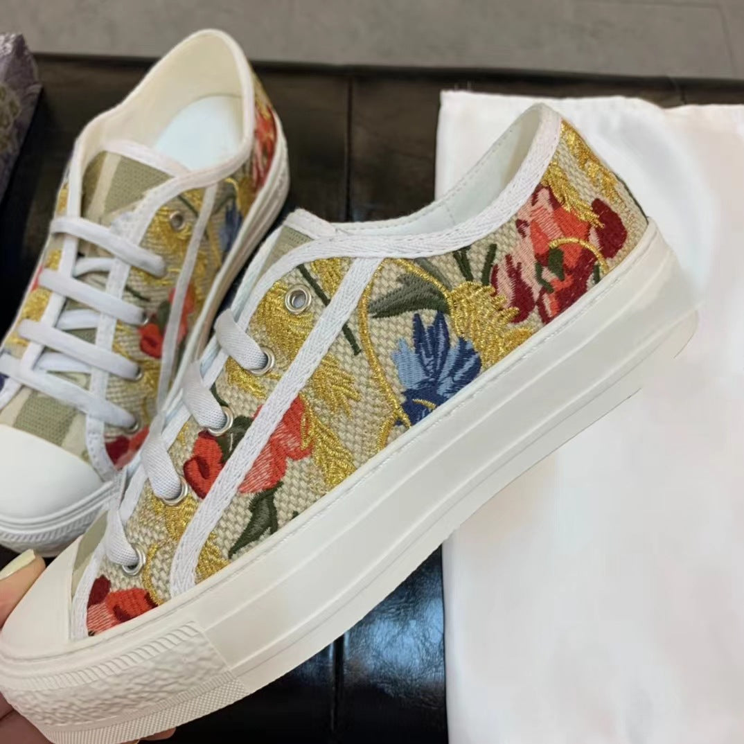 ZllKl One Piece Dropshipping New Embroidered Letter Canvas Shoes Fashionable All-Match Flat White Shoes Platform Casual Shoes Women's Board Shoes