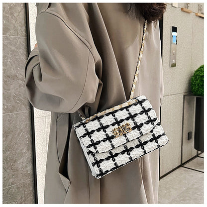 ZllKl  Spring and Autumn New Classic Style Woolen Bag Women's Fashion Trendy Chain Bag Textured Shoulder Crossbody Small Square Bag