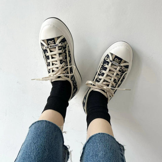 ZllKl Spring and Summer New D Low-Top Canvas Shoes Female Feide Embroidered Presbyopic HOTan and NEWn Leisure All-Match Thick Bottom Board Shoes