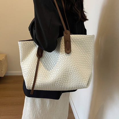 ZllKl  Large Capacity Woven Bag Women's  New Spring Retro Easy Matching Shoulder Underarm Bag Korean Style Portable Tote Bag