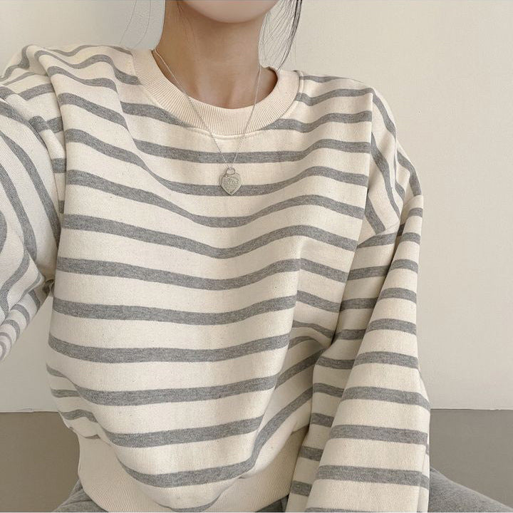 ZLLKL 2025 3-color, striped sweater women's  new short women's clothing loose autumn and winter thickened velvet top thin Korean version